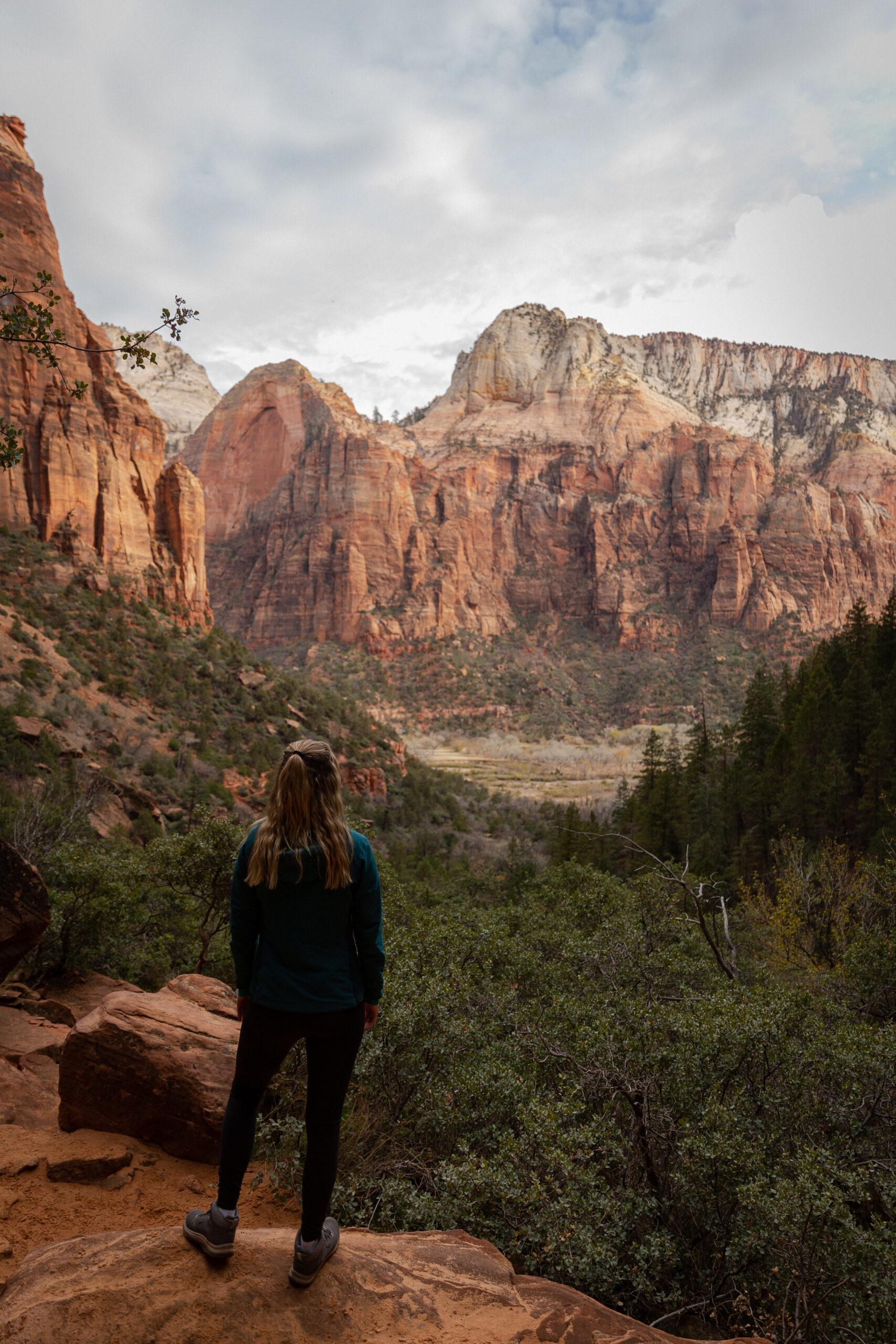 Hiker enjoy stunning views of the canyon walls